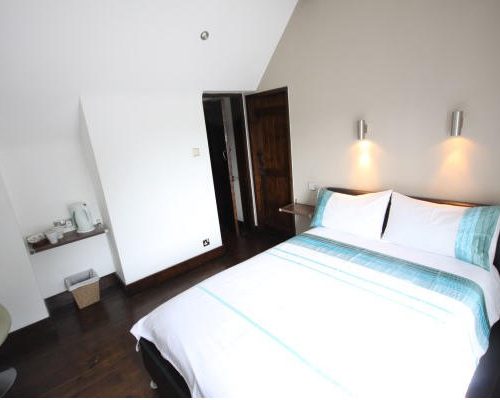 Hotel for sale in Felton, Bristol - Attractively Priced Former Guest House, Near Bristol Airport