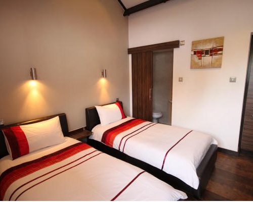 Hotel for sale in Felton, Bristol - Attractively Priced Former Guest House, Near Bristol Airport
