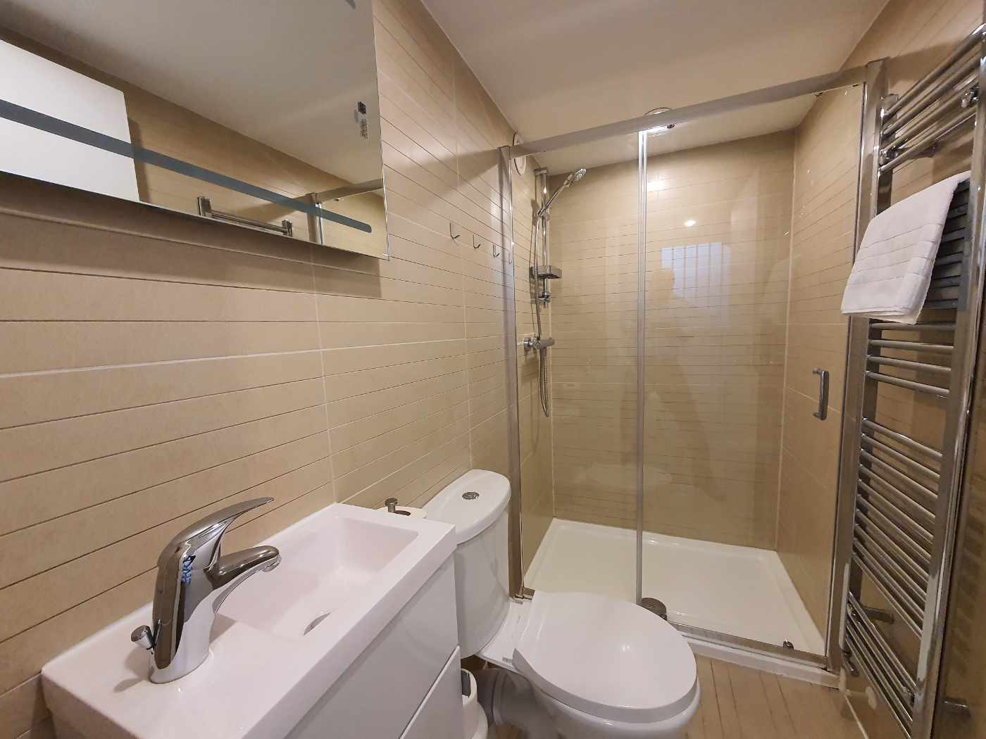 A bespoke built 10 en-suite roomed hotel / Air BnB accommodation complex
