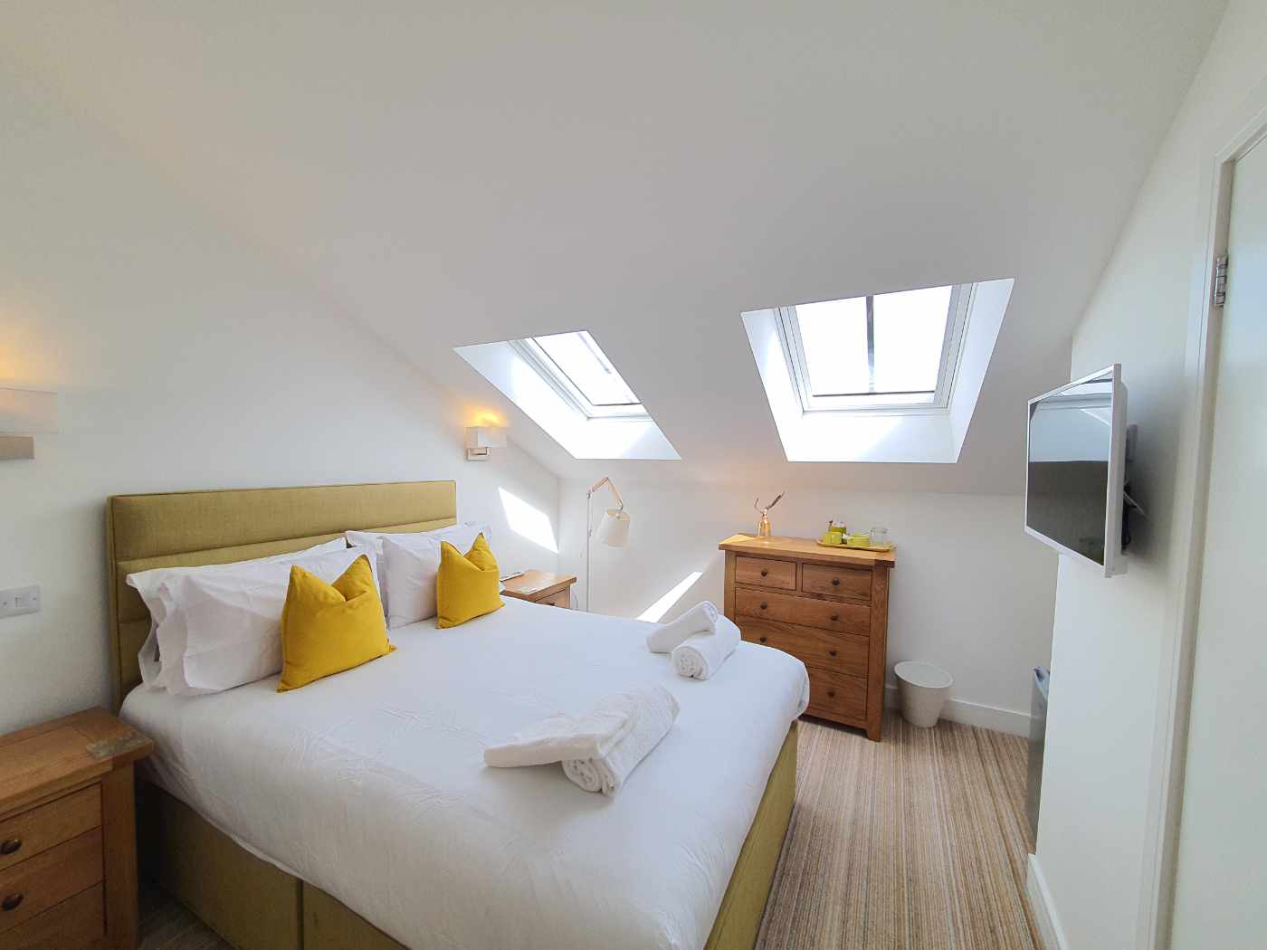 A bespoke built 10 en-suite roomed hotel / Air BnB accommodation complex