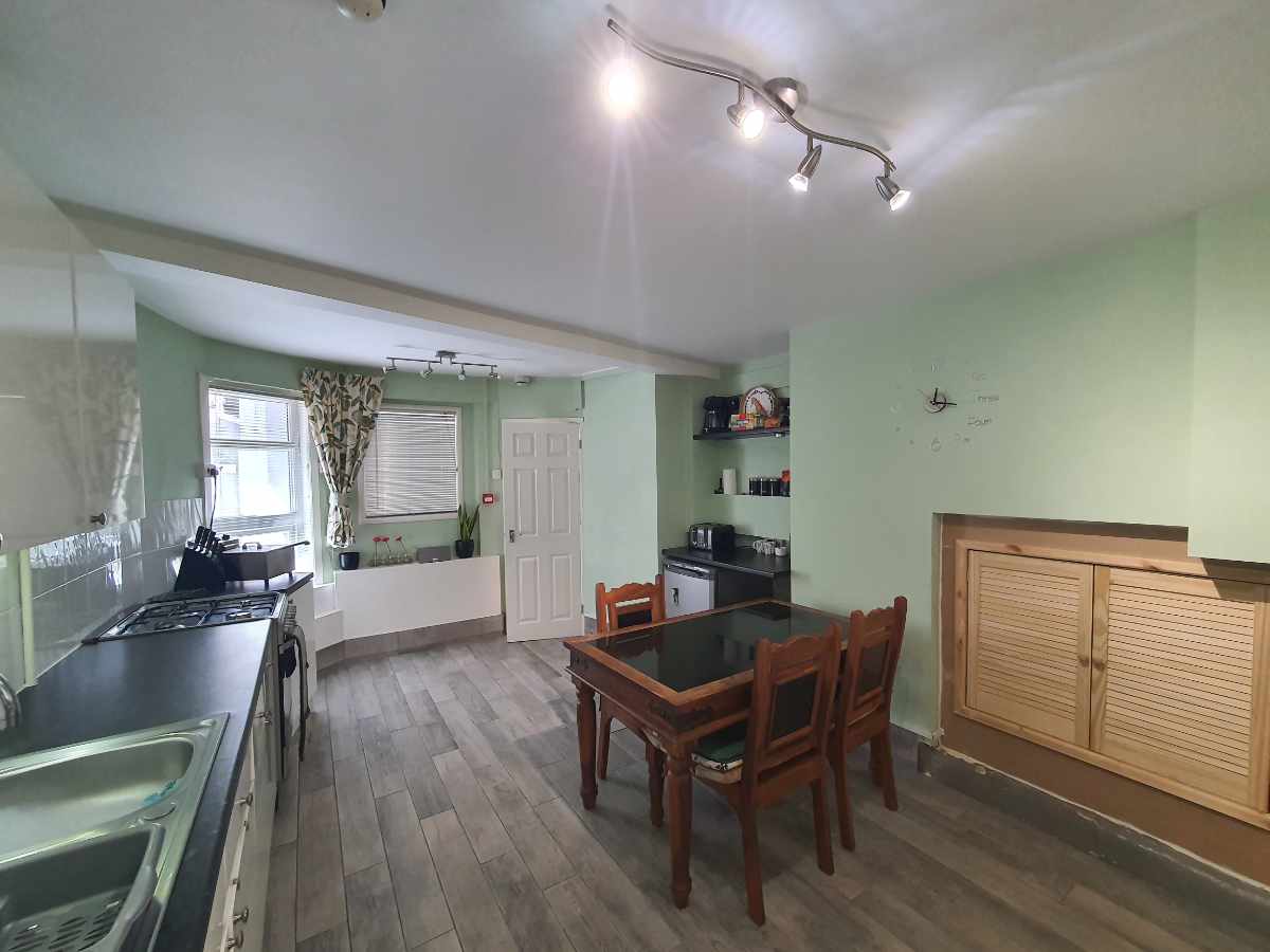 A Magnificent 12 Bedroom Guest House