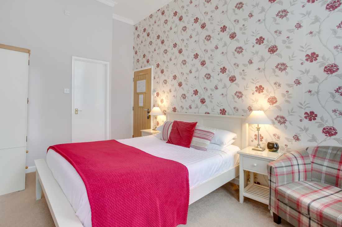 A Magnificent 12 Bedroom Guest House