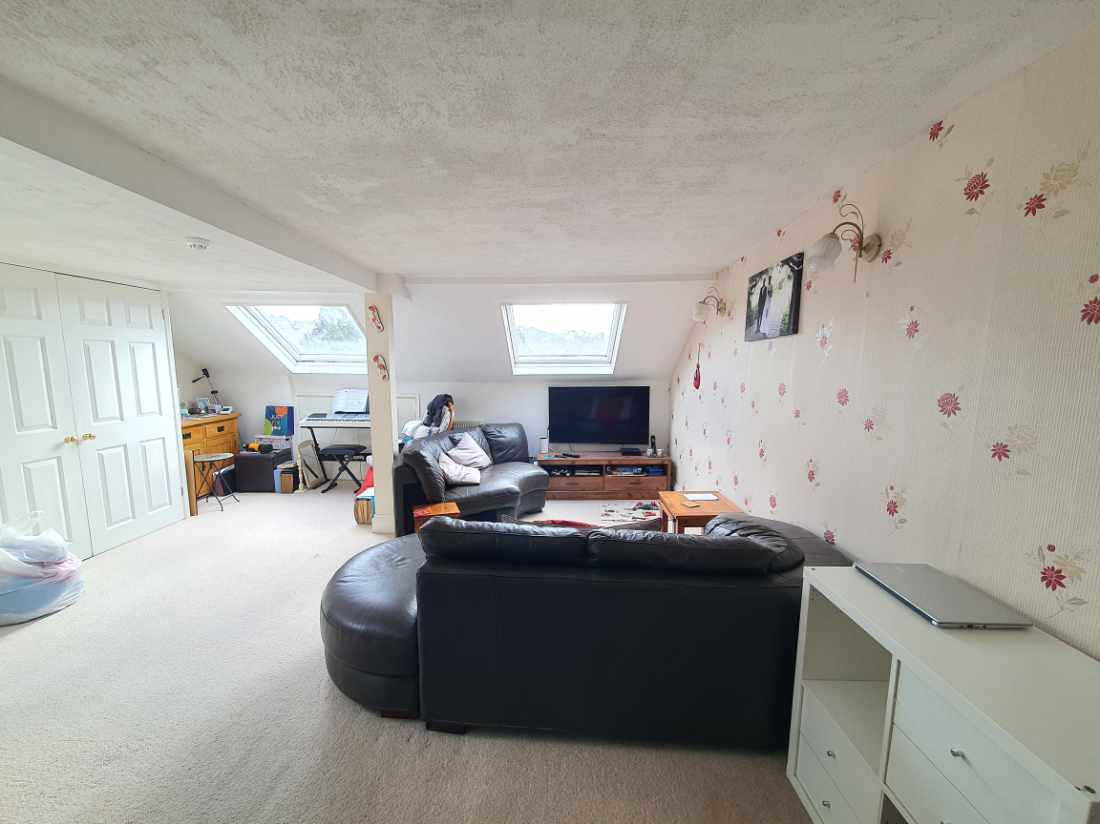 A Beautiful Victorian 8 bedroom Guest House