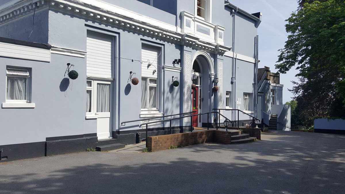 A large commercial property in a Prime Location