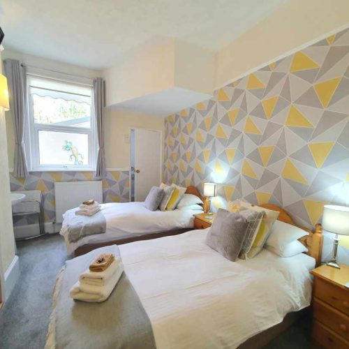 Hotel for sale in Torquay, Devon - A Beautiful Victorian 8 bedroom Guest House