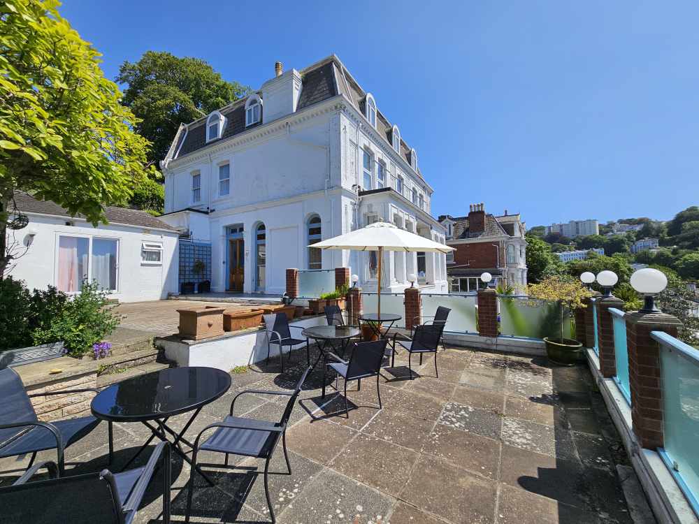 A Beautifully presented, 10 en-suite bedroom Hotel