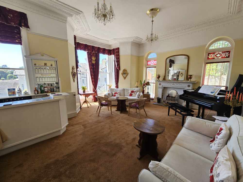 A Beautifully presented, 10 en-suite bedroom Hotel