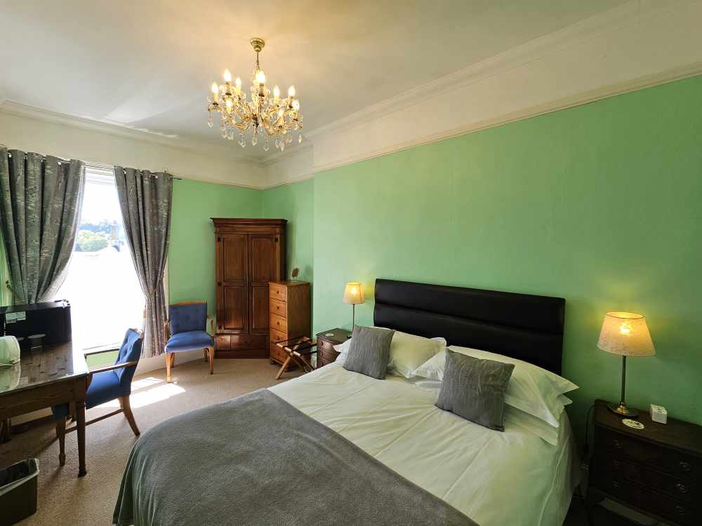 A Beautifully presented, 10 en-suite bedroom Hotel