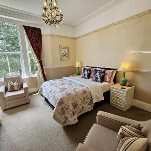 Hotel for sale in Torquay, Devon - A Luxurious 7 Bedroom Guest House for sale