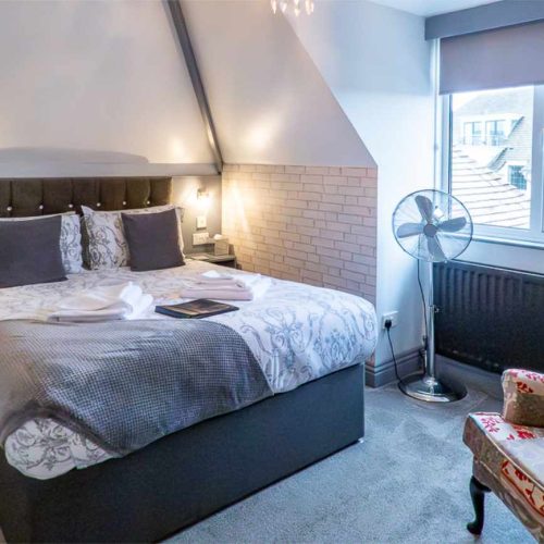 Hotel for sale in Swanage, Dorset - A beautifully presented detached guest house for sale