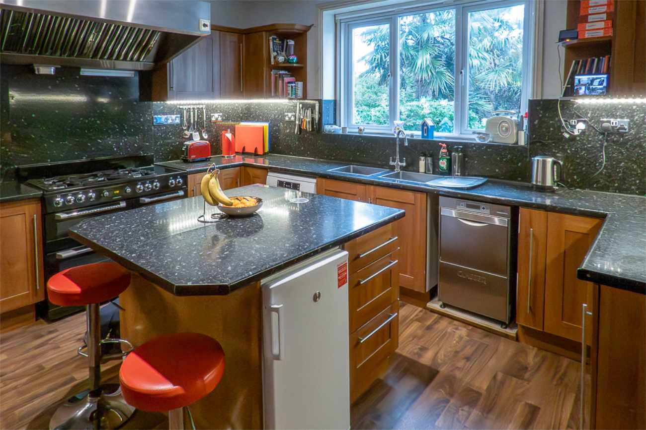 Hotel for sale in Swanage, Dorset - A beautifully presented detached guest house for sale