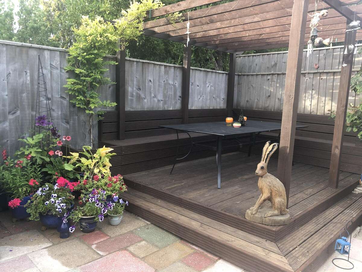 Hotel for sale in Swanage, Dorset - A beautifully presented detached guest house for sale