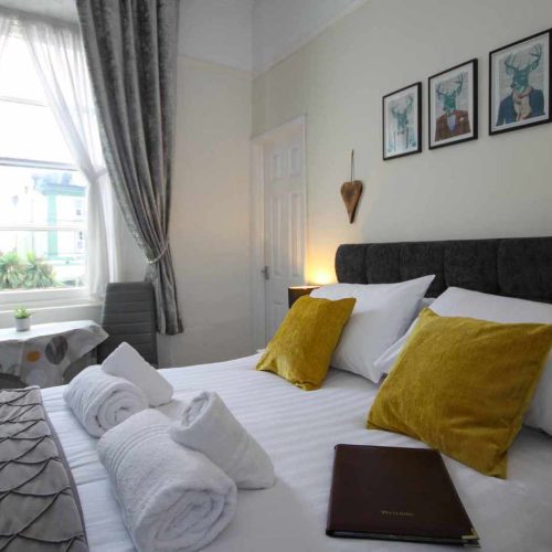 Hotel for sale in Torquay, Devon - A Wonderfully Located 6 Bedroom Guest House For Sale