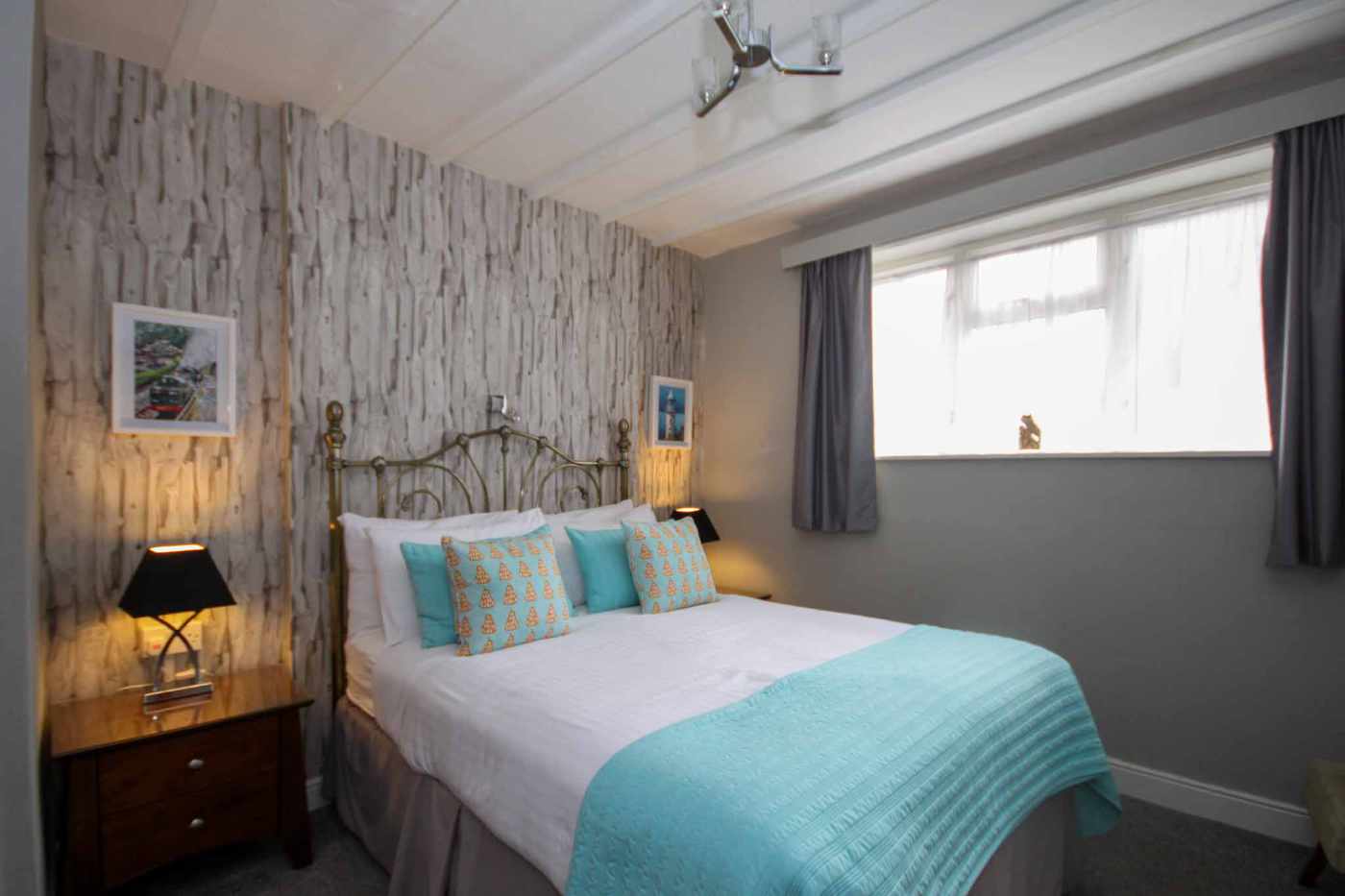 Hotel for sale in Brixham, Devon - A Beautifully Presented 8-bedroom Guest House