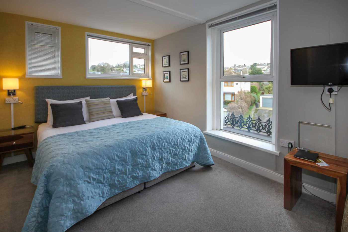 Hotel for sale in Brixham, Devon - A Beautifully Presented 8-bedroom Guest House