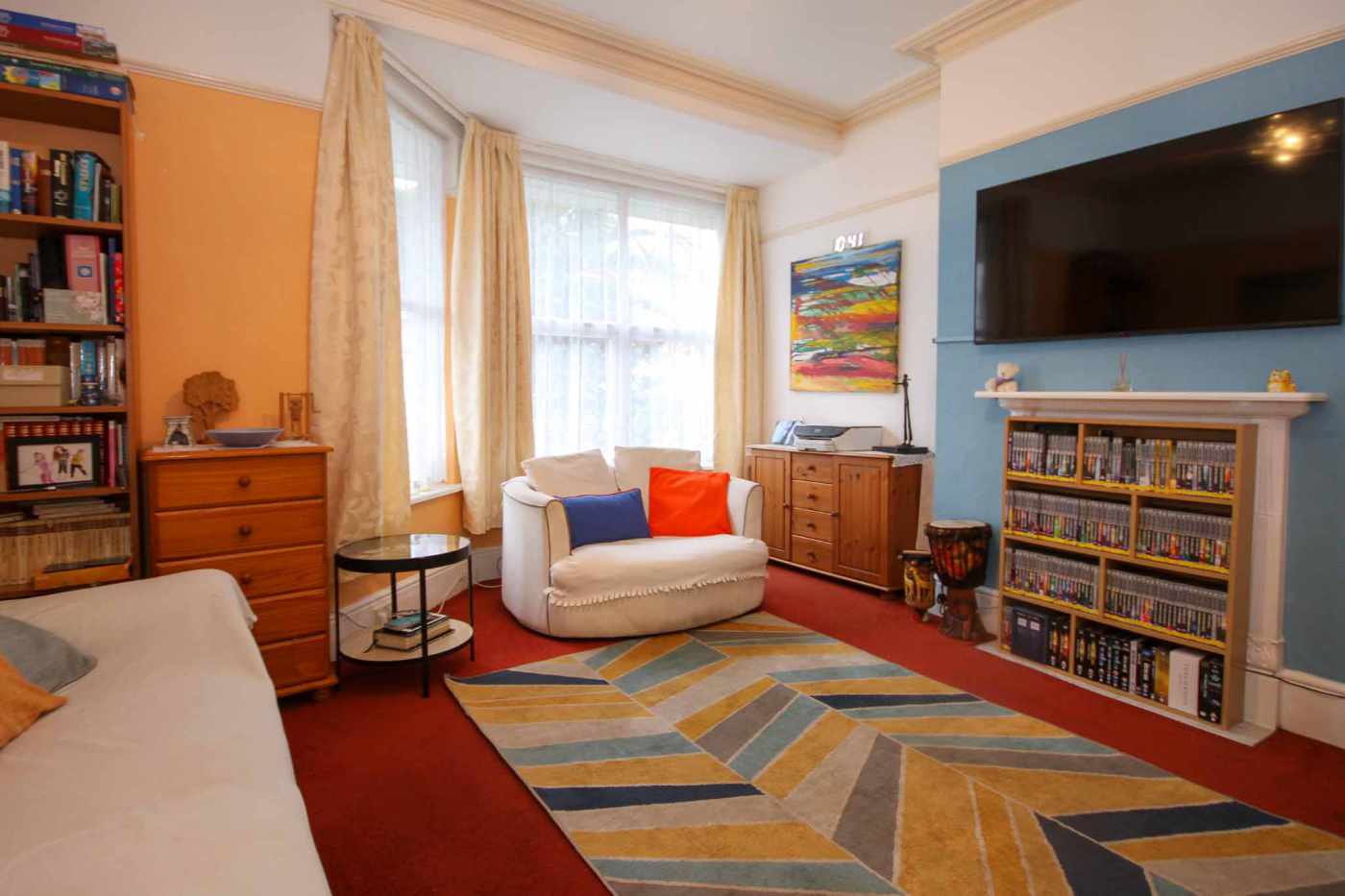An Ideally Located, 7 Bedroom Guest House For Sale