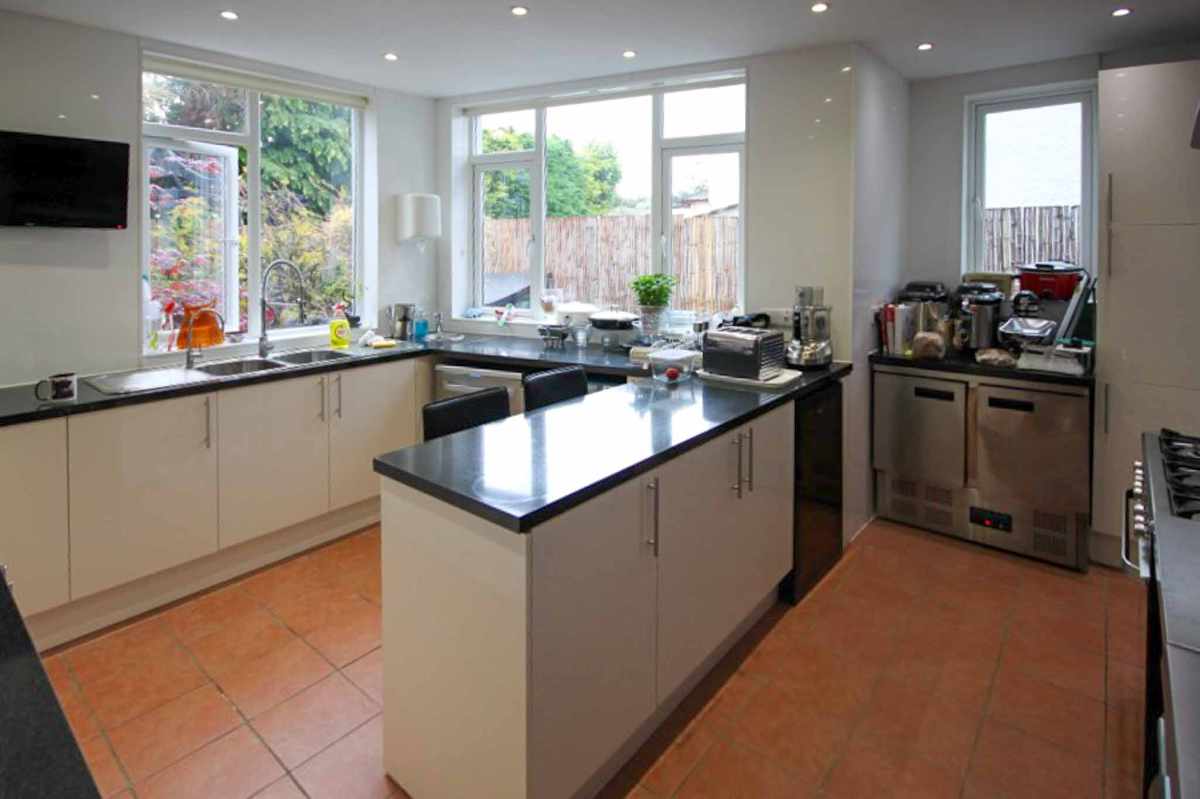 Hotel for sale in Torquay, Devon - A stunningly presented 9 bedroom boutique guesthouse