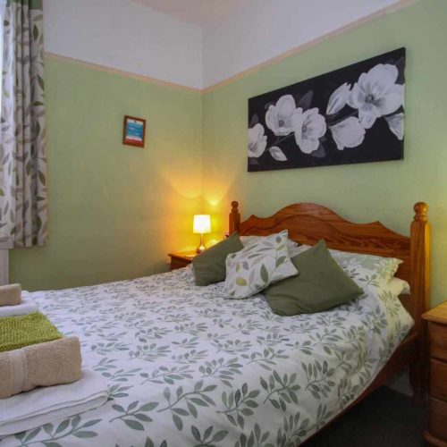 Hotel for sale in Paignton, Devon - An Ideally Located, 7 Bedroom Guest House For Sale