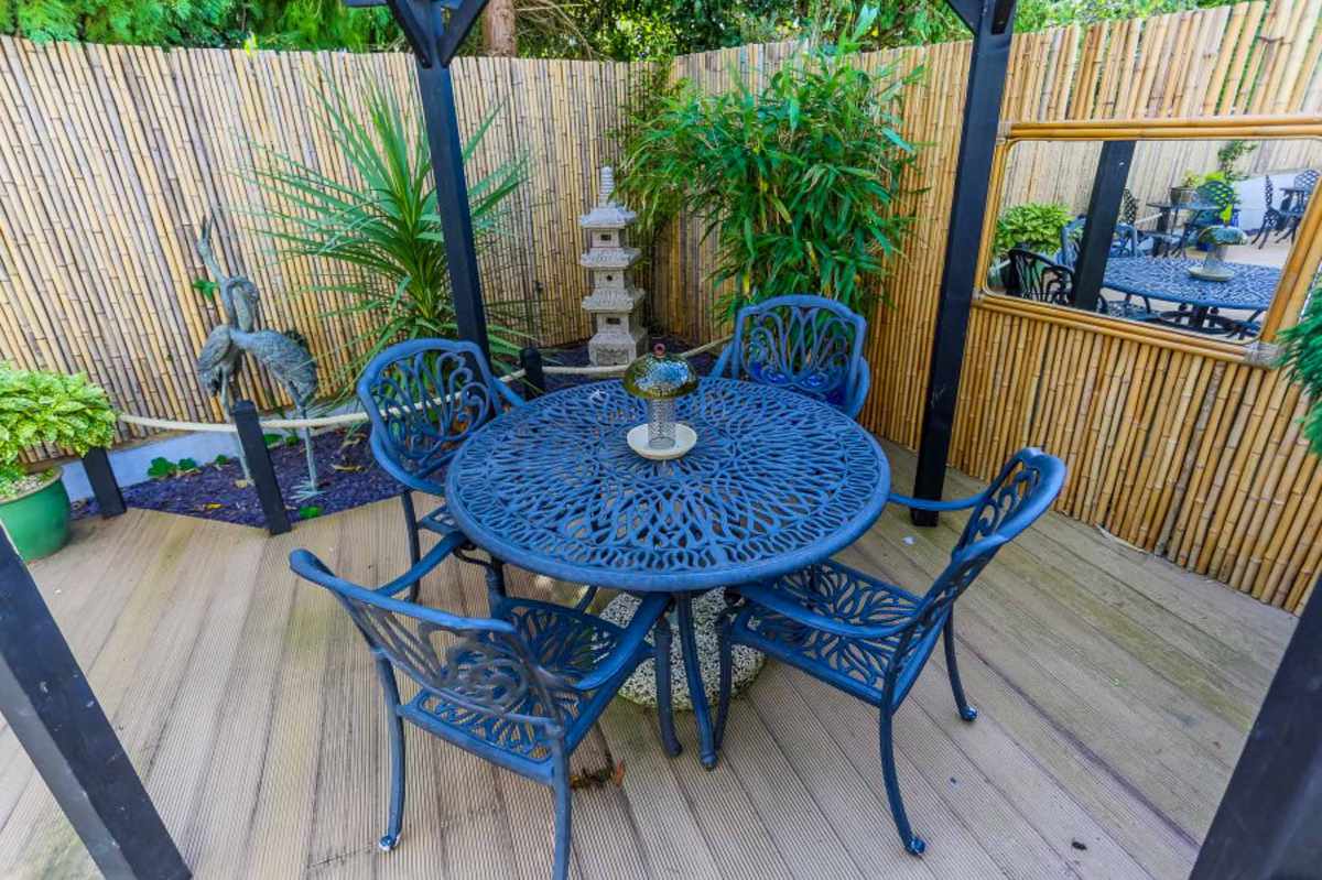 Hotel for sale in Torquay, Devon - A stunningly presented 9 bedroom boutique guesthouse