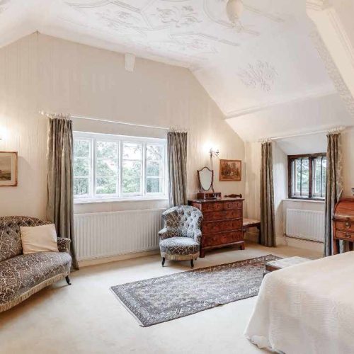 Holiday flat for sale in Exeter, Devon - A Charming Farmhouse, With 3 Delightful Cottages For Sale