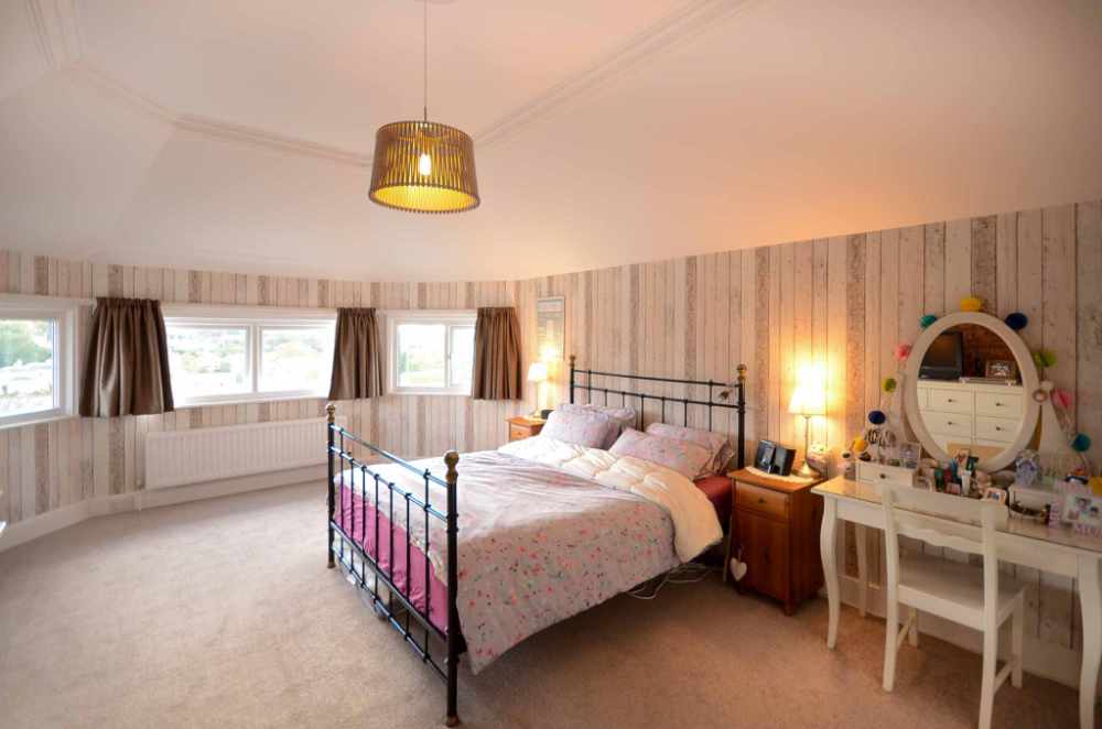 A Beautifully Presented, Detached Victorian, former Guest House