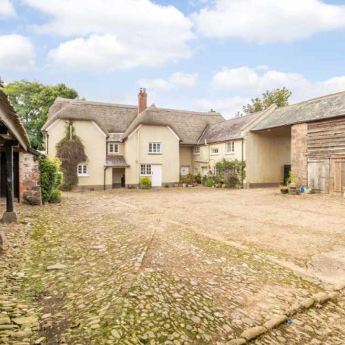 Holiday flat for sale in Exeter, Devon - A Charming Farmhouse, With 3 Delightful Cottages For Sale