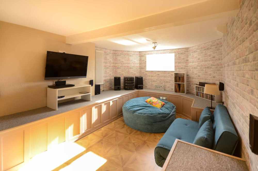 A Beautifully Presented, Detached Victorian, former Guest House