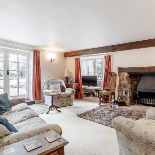 Holiday flat for sale in Exeter, Devon - A Charming Farmhouse, With 3 Delightful Cottages For Sale