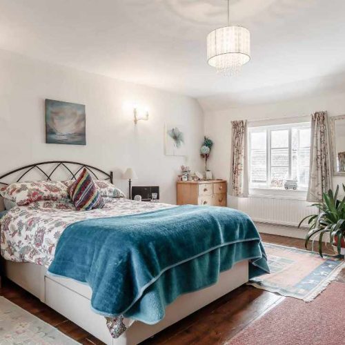 Holiday flat for sale in Exeter, Devon - A Charming Farmhouse, With 3 Delightful Cottages For Sale