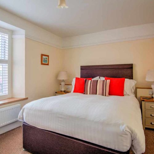 Hotel for sale in Teignmouth, Devon - A Beautiful, Well-Appointed Guest House In a Stunning Location