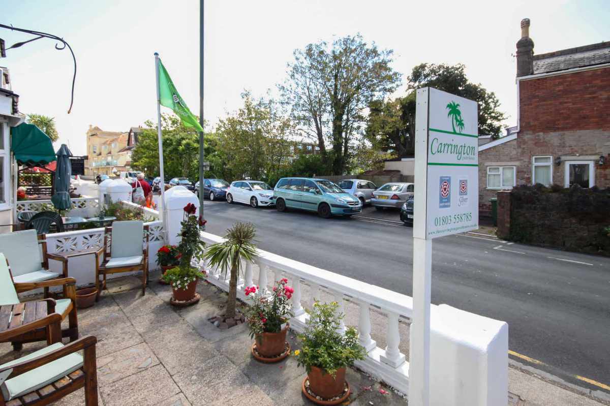 A Turnkey, Easily Operated 7-Bedroom Guesthouse