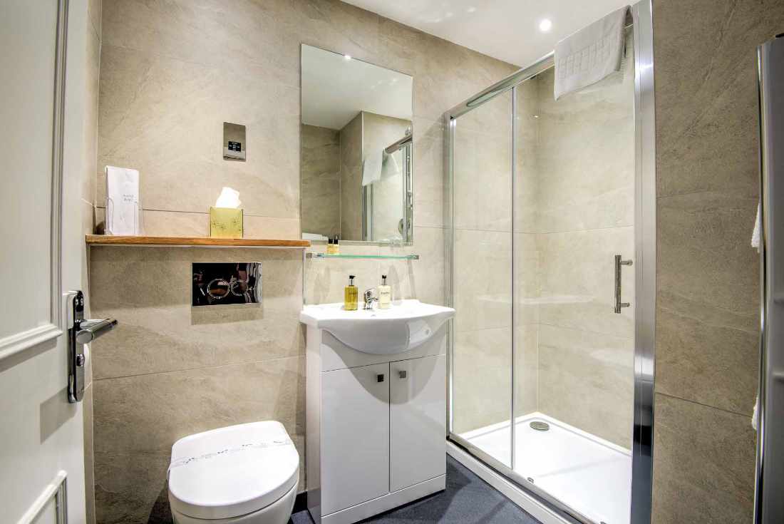 A Beautiful, Well-Appointed Guest House In a Stunning Location