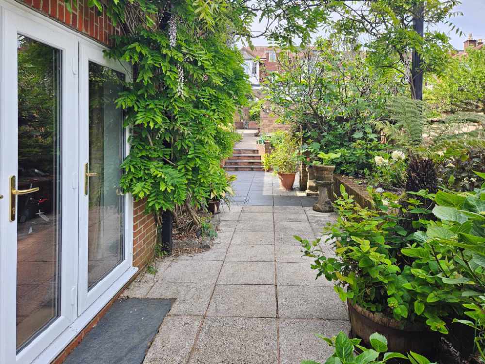 Commercial property for sale in Exeter, Devon - A Beautifully Presented 8 Letting Room Guesthouse