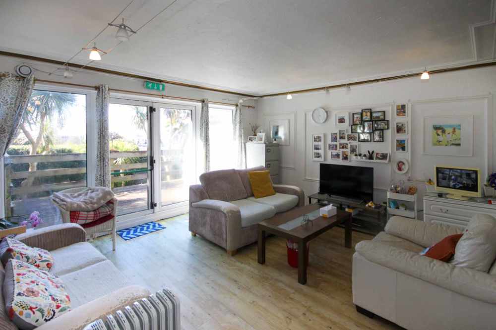 A Wonderful Victorian 11-bedroom En-suite Guesthouse