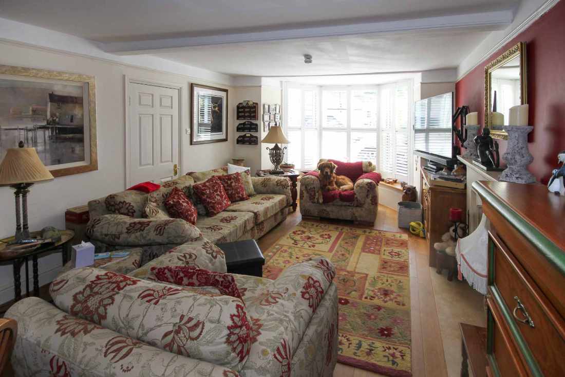 A Beautiful, Well-Appointed Guest House In a Stunning Location