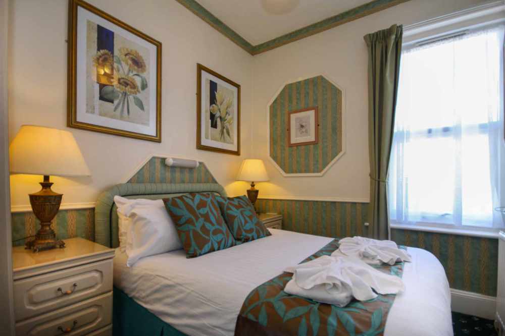 A Wonderful Victorian 11-bedroom En-suite Guesthouse
