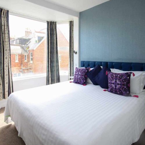 Hotel for sale in Paignton, Devon - A Turnkey, Easily Operated 7-Bedroom Guesthouse
