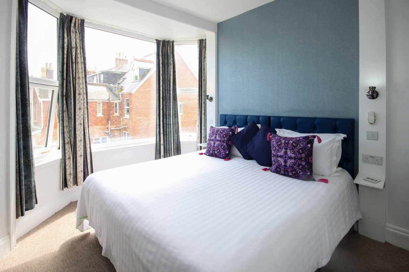A Turnkey, Easily Operated 7-Bedroom Guesthouse