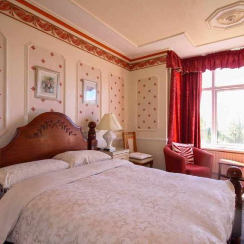 Hotel for sale in Torquay, Devon - A Wonderful Victorian 11-bedroom En-suite Guesthouse
