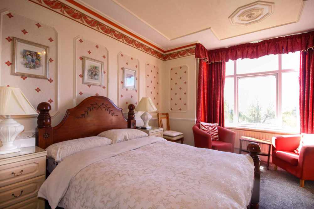 A Wonderful Victorian 11-bedroom En-suite Guesthouse
