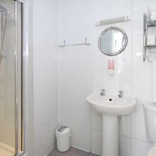 Hotel for sale in Paignton, Devon - A Turnkey, Easily Operated 7-Bedroom Guesthouse