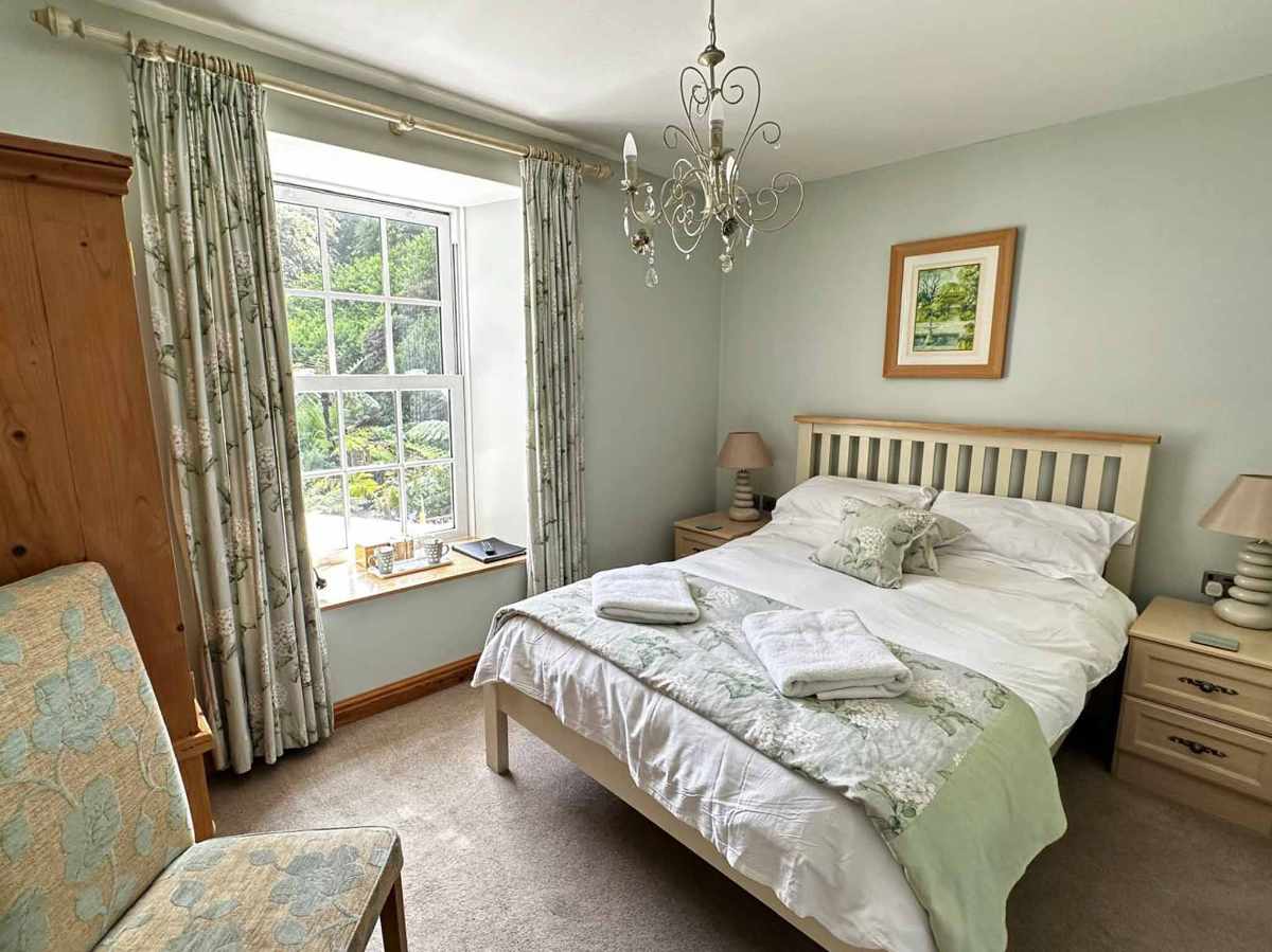 A Highly Unique High-End Hotel, Featuring 16 En-Suite Bedrooms