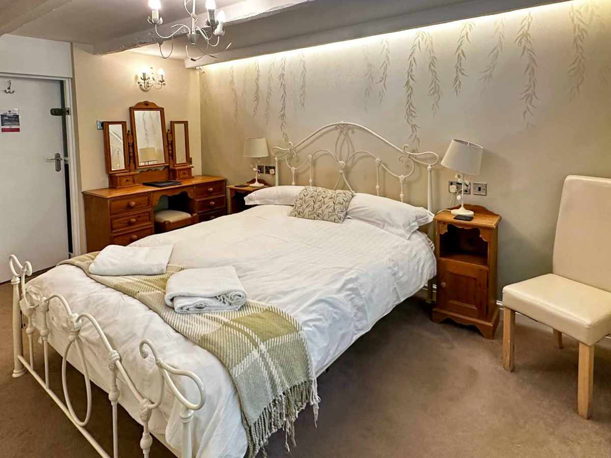 A Highly Unique High-End Hotel, Featuring 16 En-Suite Bedrooms