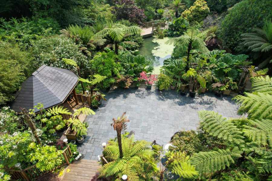 A Highly Unique High-End Hotel, Featuring 16 En-Suite Bedrooms
