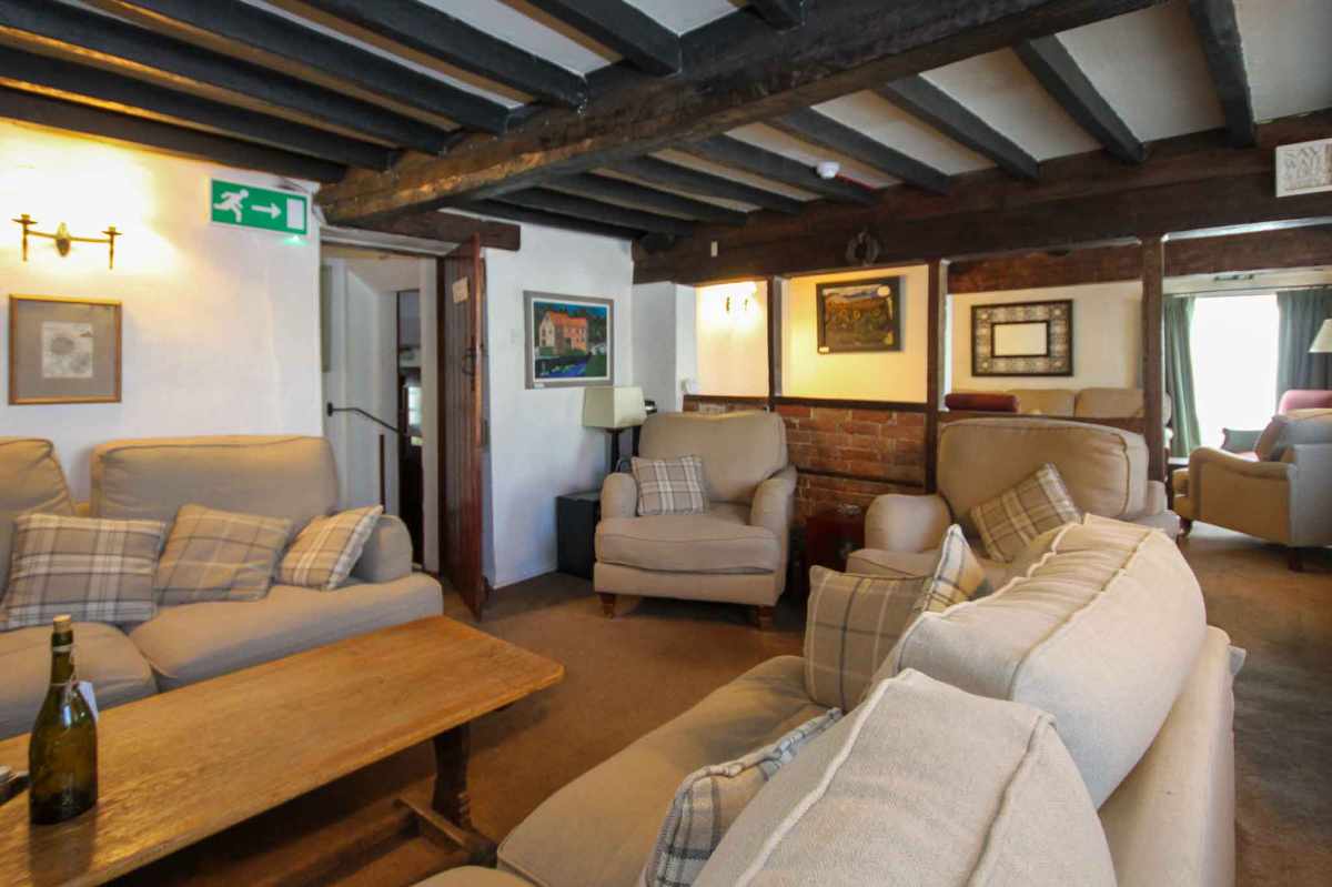 Hotel for sale in Dorchester, Dorset - A Beautifully Presented 8-9 Bedroom, Boutique Guest House