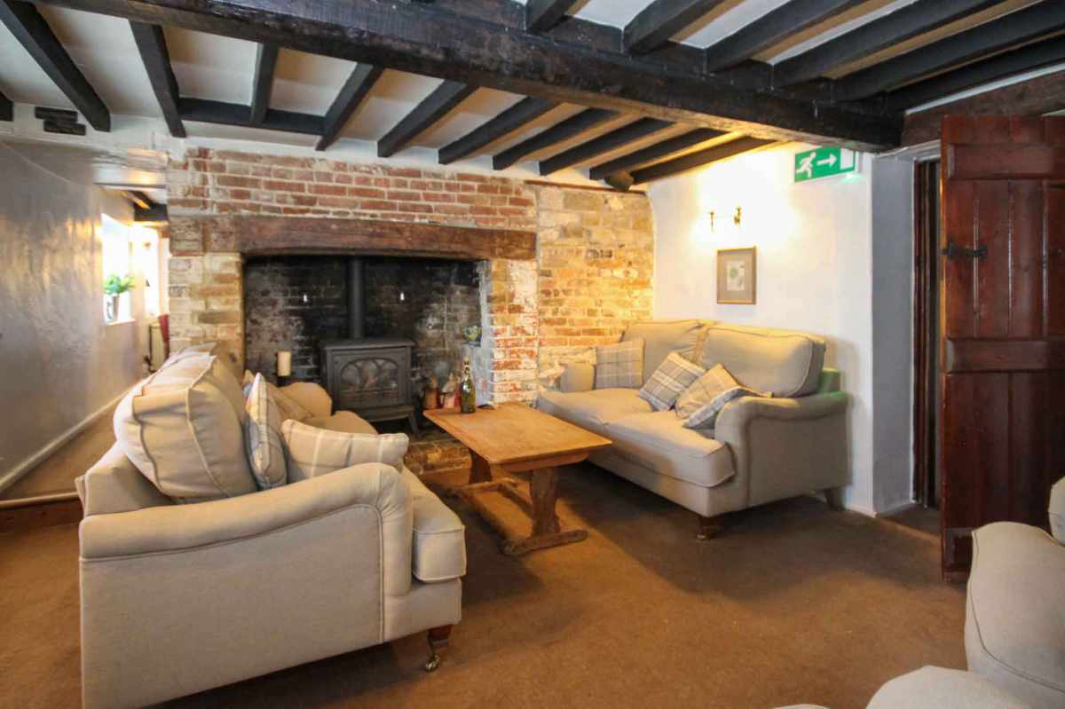 Hotel for sale in Dorchester, Dorset - A Beautifully Presented 8-9 Bedroom, Boutique Guest House