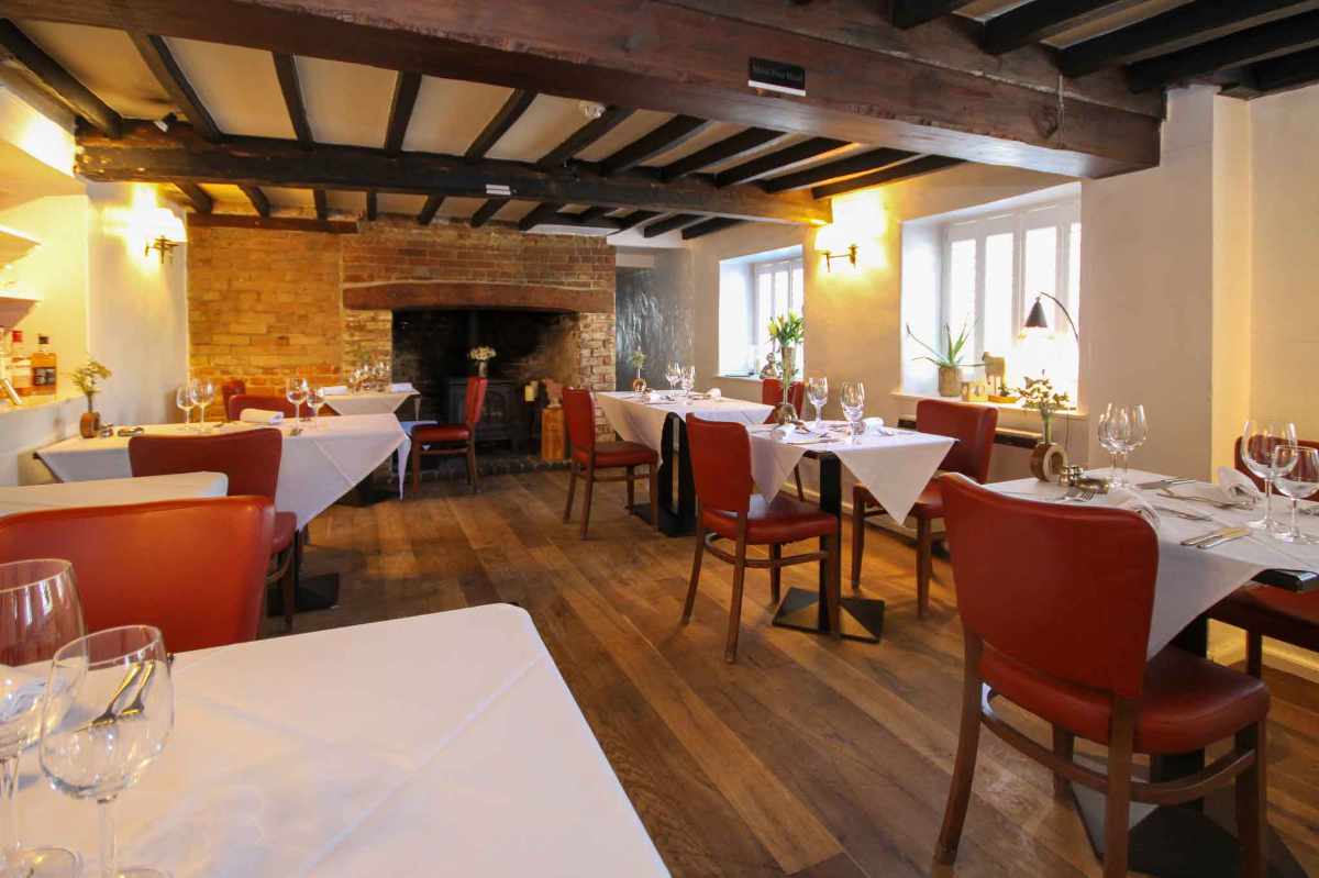 Hotel for sale in Dorchester, Dorset - A Beautifully Presented 8-9 Bedroom, Boutique Guest House