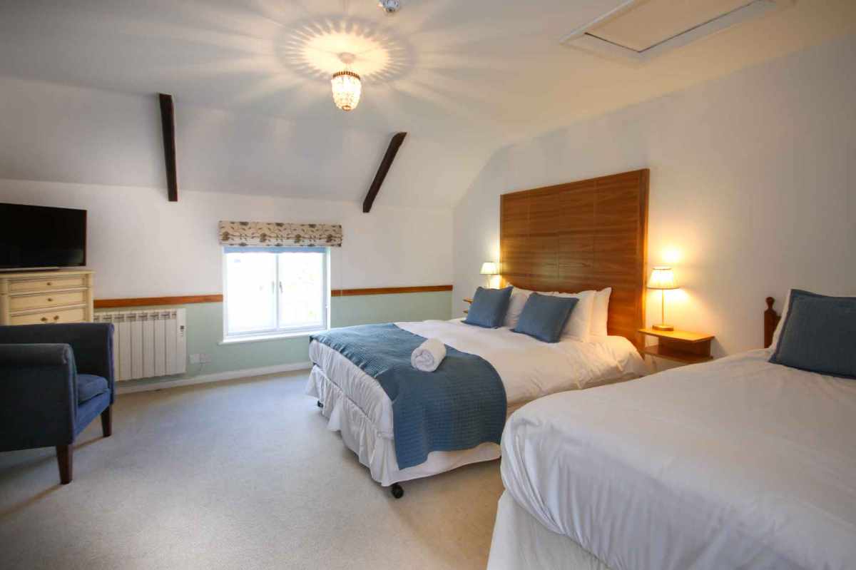 Hotel for sale in Dorchester, Dorset - A Beautifully Presented 8-9 Bedroom, Boutique Guest House