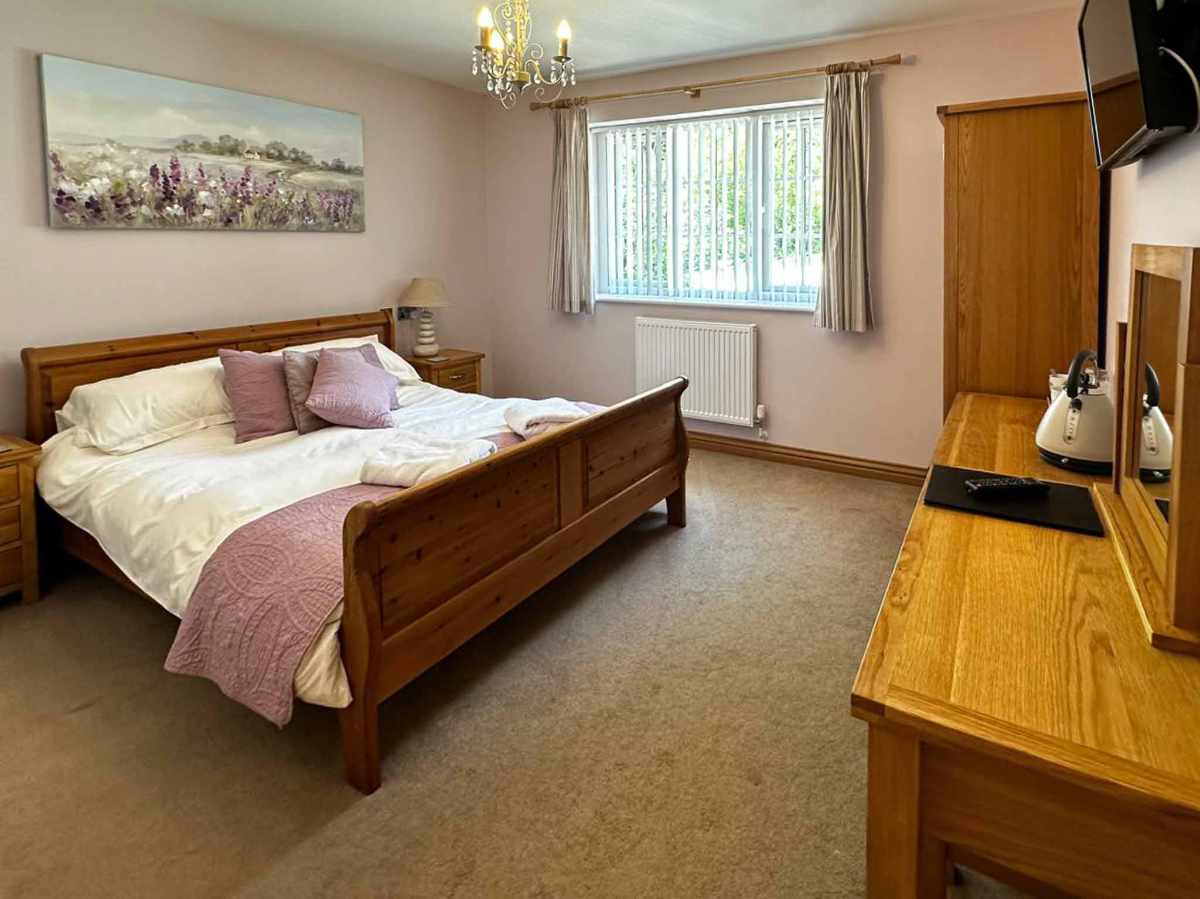 A Highly Unique High-End Hotel, Featuring 16 En-Suite Bedrooms