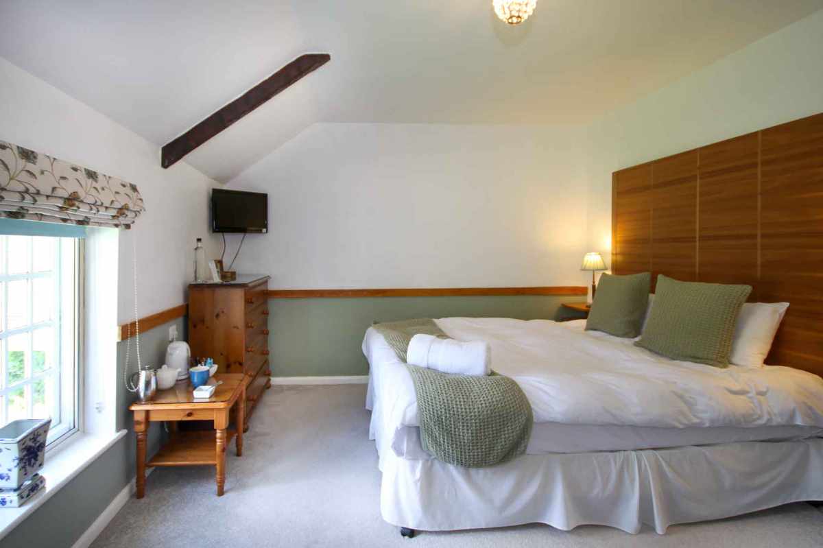 Hotel for sale in Dorchester, Dorset - A Beautifully Presented 8-9 Bedroom, Boutique Guest House
